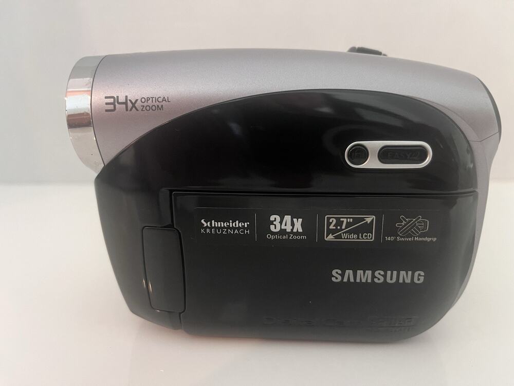 Samsung SC-DX103 Digital Camera Mini DVD SD y2k Camcorder 34x Zoom 2.7 LCD